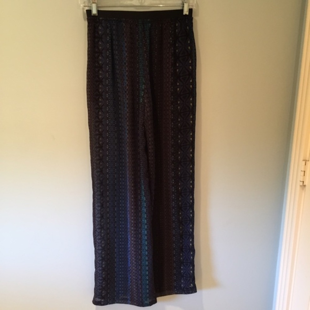 Zara Basic Flowy Patterned Pants - Picture 2 of 4